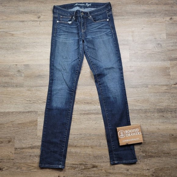 American Eagle Stretch Blue Jeans Dark Wash Casual Skinny Straight Leg Womens 8